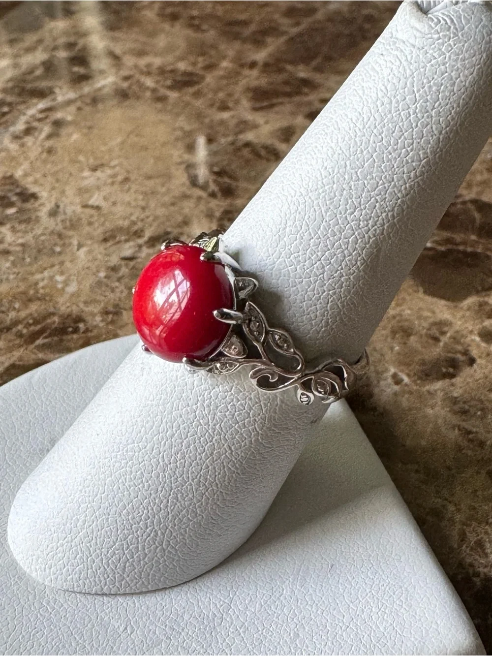 Vintage DK 925 Sterling Silver Red Cabochon Filigree Statement Ring Size 7